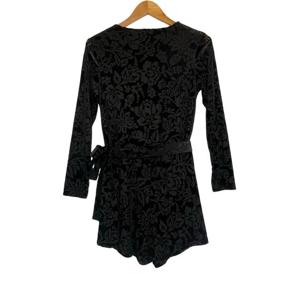 ANTHROPOLOGIE Saylor The Rebecca Black Velvet Floral Burnout Romper - Picture 4 of 6